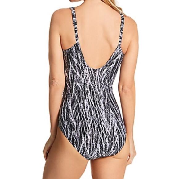 Miraclesuit NWOT Chevron Python Siren One Piece Swimsuit Size 10 Underwire Bra - Picture 2 of 9